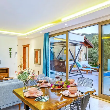 Secluded Sea-view Family Escape Bella 3 Lale Villa *