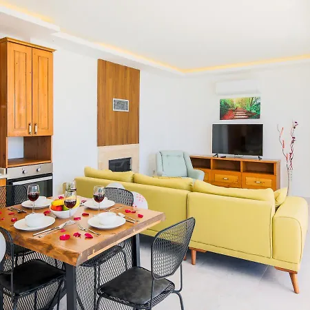 Secluded Sea-view Family Escape Bella 3 Lale Villa