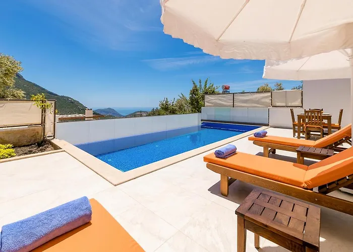 Secluded Sea-view Family Escape Bella 3 Lale Villa *
